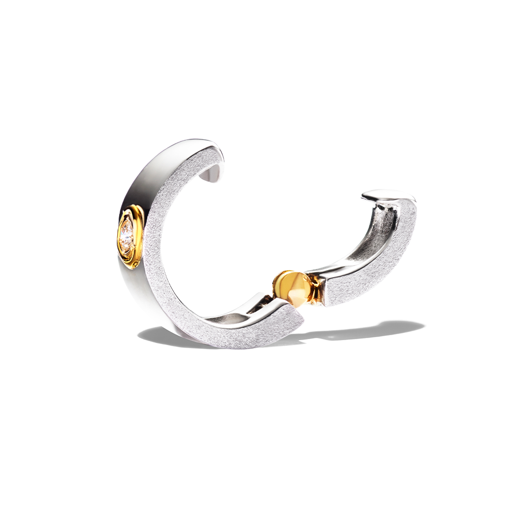 ENオープンダイヤモンドイヤーカフ