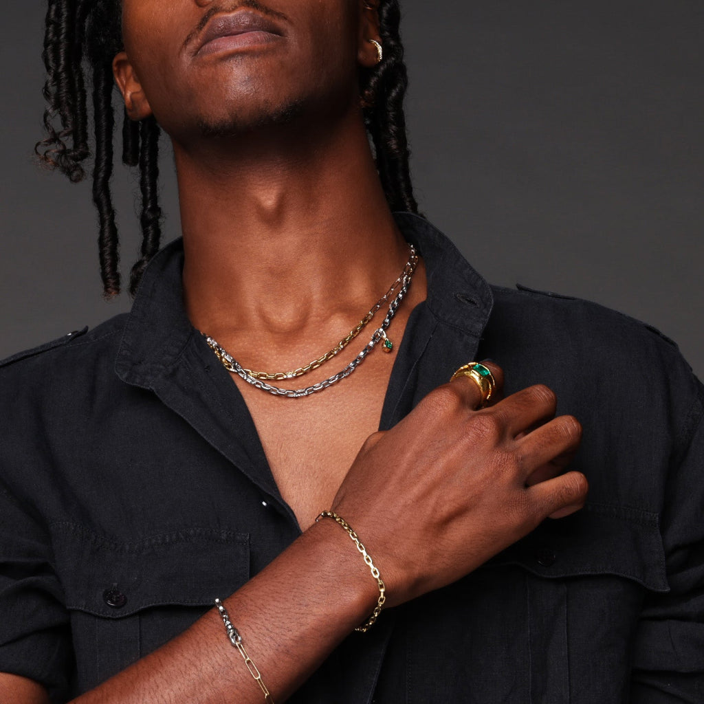 エメラルドチャーム