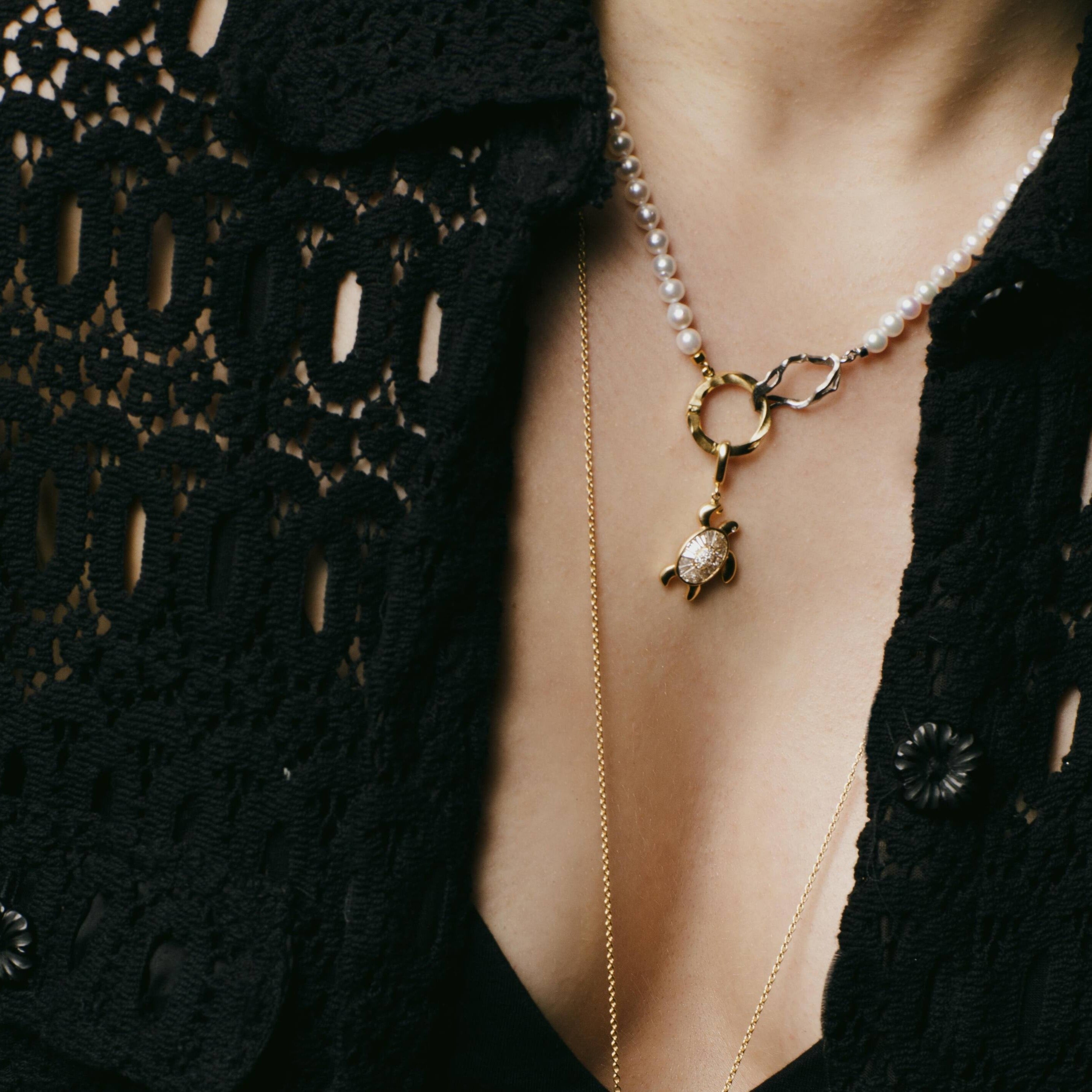 モルディブタートルダイヤモンドチャーム