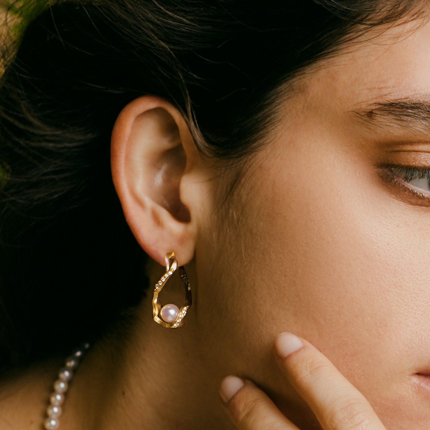 KINTSUGIインフィニティパールフープピアス - Bridal