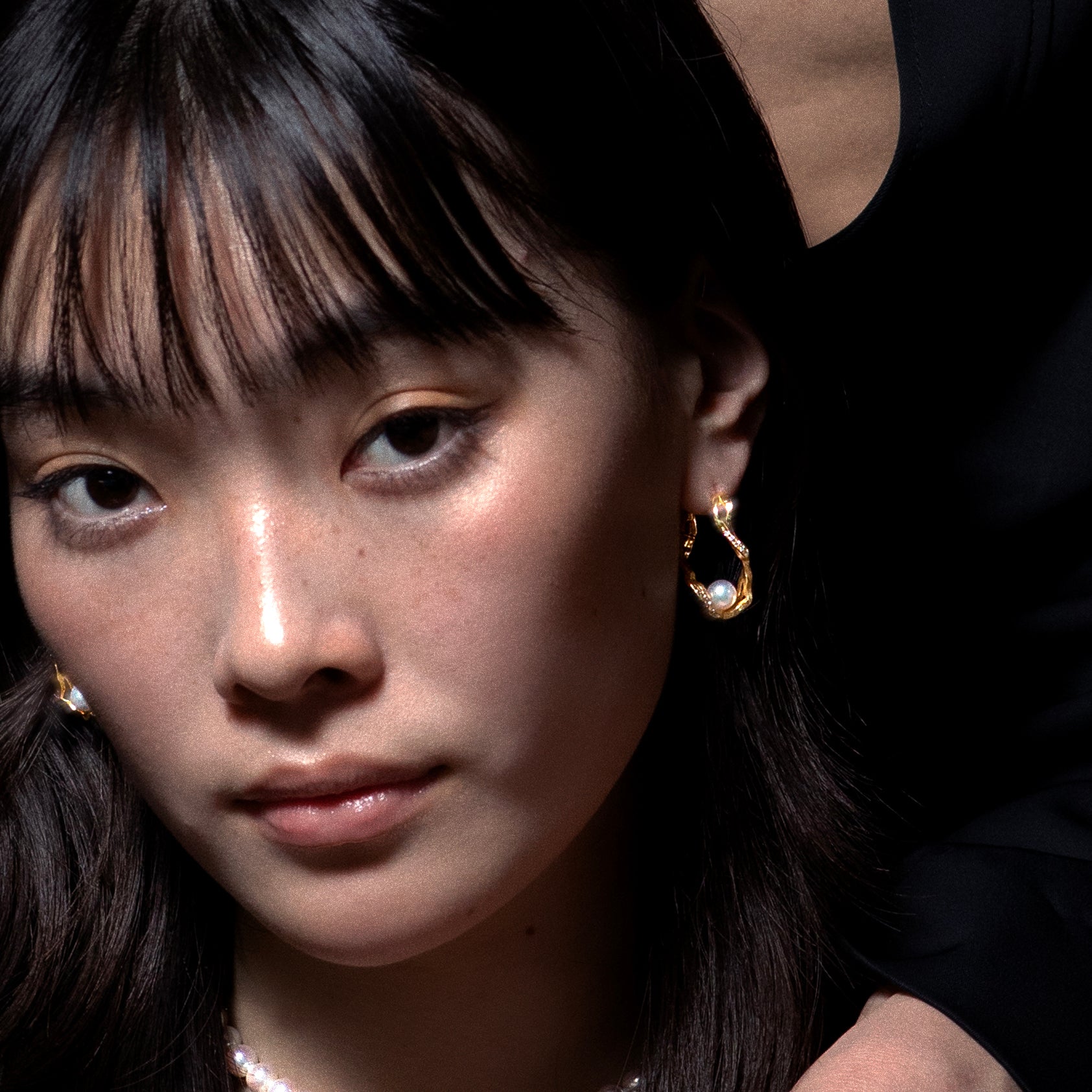 KINTSUGIインフィニティパールフープピアス - Bridal