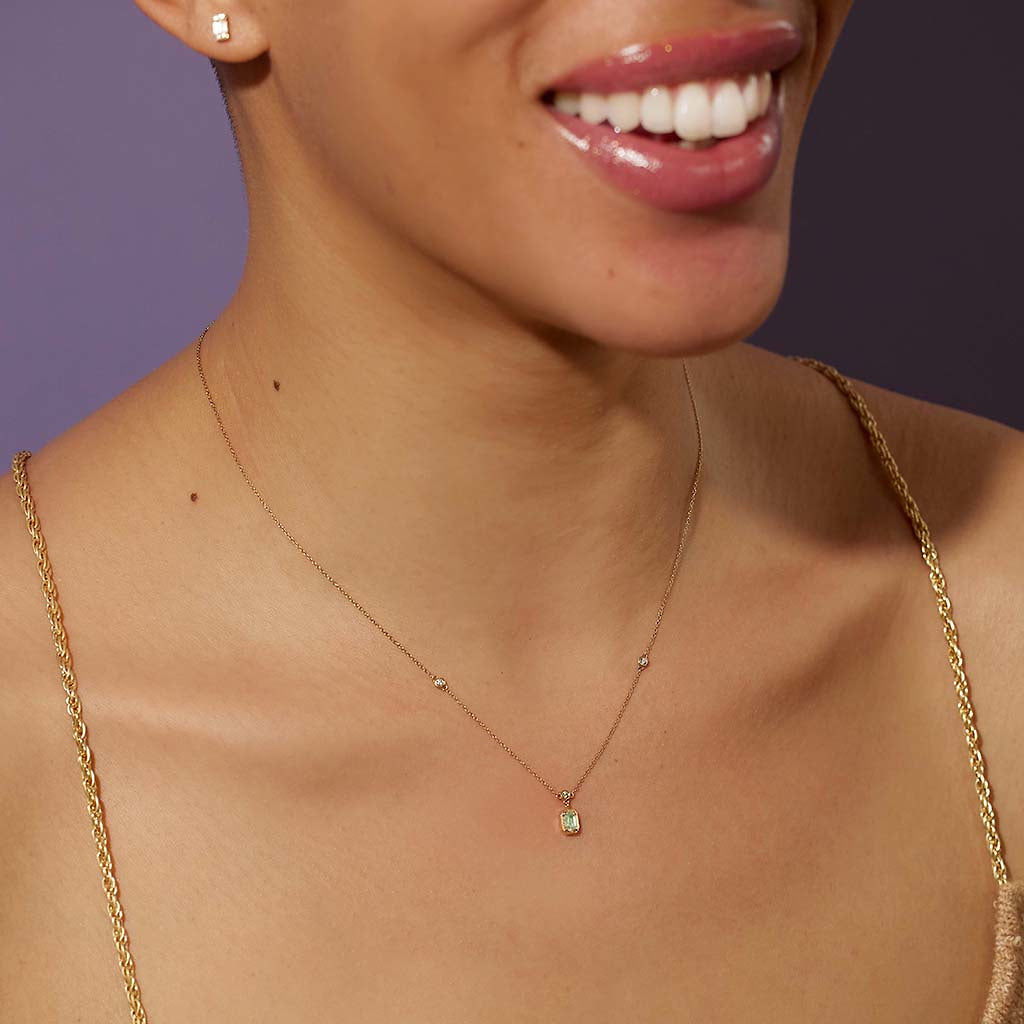 ペリドットバースストーンネックレス ８月